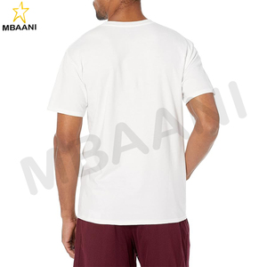 Camiseta clásica para hombre, gráfico triangular - Product Image 2