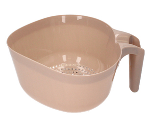 Scolapasta ovale in plastica con manico, colori assortiti (GSC 4001714) - Product Image 1