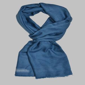 Écharpe en cachemire d'hiver faite à la main, imprimée, couleur unie, laine douce, style luxueux pour femmes, meilleur prix bas, logo personnalisé, adultes - Product Image 2