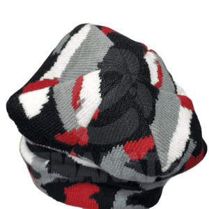 <b>Acrylic</b> Material Breathable Waterproof Street Style Outdoor Beach Party Daily Use Foldable Ripped Decoration Adjustable Beanie - Product Image 3