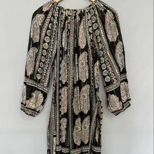 ชุดเดรสลำลองแขนกุดมีจีบยาวปานกลางแต่ง100% ผ้าฝ้ายออกแบบอย่างสวยงาม - Product Image 1