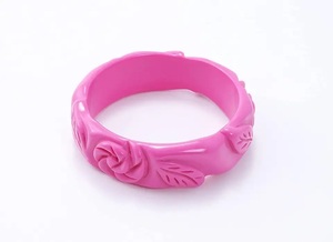 Fashionable Romantic Flower Pattern Carved Resin <b>Bangles</b> <b>Bracelets</b> Pink and Blue Handmade Acrylic Unisex Jewelry Gifts Parties - Product Image 3
