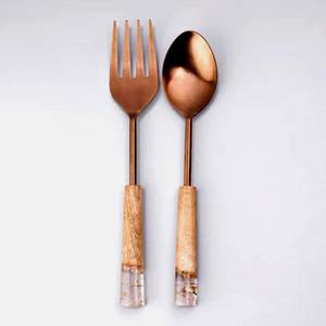 Service à salade en acier inoxydable avec manche unique en bois plaqué or et en résine, service de table royal - Product Image 5