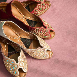 Khussa de Mujer de Alta Calidad con Bordado a Mano y Estampado, Antideslizante, de Color Sólido, Ligera, Informal, con Suela Antideslizante para Adultos - Product Image 4