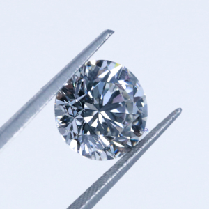 Experimente la elegancia atemporal Nuestro 1,5 CT Brilliant Cut Lab Grown Diamond Enhanced VVS Clarity Jewelry Applications IGI Certified - Product Image 2