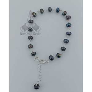 Pulsera Boho Hecha a Mano para Niñas y Mujeres, con Cuentas de Perlas Negras y Borla de Plata de Ley, para Bodas, Aniversarios y San Valentín - Product Image 5