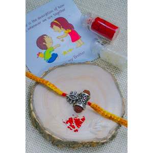 Pulsera de Plata de Ley 925 Hecha a Mano con Motivo Divino de Rudraksha, Regalo Sagrado de Raksha Bandhan para Hermano - Product Image 1