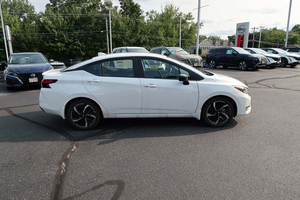 นิสสัน เวอร์ซ่า SR AWD สีขาว ปี 2024 (มือสอง สภาพดีเยี่ยม) ระบบควบคุมความเร็วอัตโนมัติ ผ้าหุ้มเบาะ ล้อแม็ก R17 เกียร์อัตโนมัติ สตาร์ทเครื่องยนต์ด้วยรีโมท ระบบทำความร้อนในเบาะ ระบบนำทาง - Product Image 5