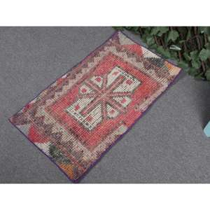 พรมวินเทจขนาดเล็ก 1.6x2.8 ฟุต (49x86 ซม.) พรมขนสัตว์ขอบแดงสไตล์ตุรกี - Product Image 2