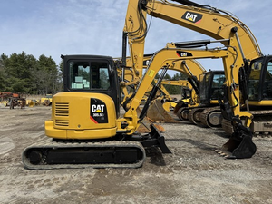 Mini-excavatrice sur chenilles Caterpillar Cat303e d'occasion certifiée EPA/CE, 3 tonnes, modèle 2019, avec composant moteur compact - Product Image 4