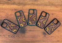 Nouvelle Arrivée Élégante Coque de Téléphone en Cuir Repoussé Personnalisée Luxe Vintage Haute Qualité pour iPhone 14 / 15