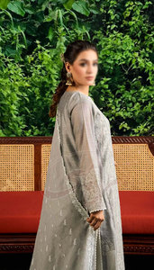 Meilleures ventes en stock Costumes pour femmes sur mesure Fabrication au Pakistan Haute qualité Formelle Écologique avec couleur personnalisée - Product Image 3