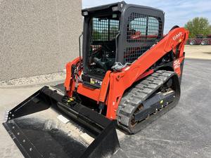2024 Kubota-Minicargadora tipo oruga con motor delantero y componentes del núcleo del cojinete del motor - Product Image 6