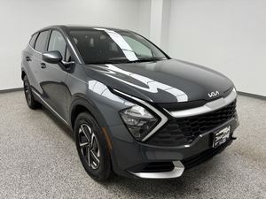 2023 pour Kia Sportage Hybrid SX-Prestige Sièges en cuir intérieur foncé à direction gauche R19 Taille des pneus - Product Image 4