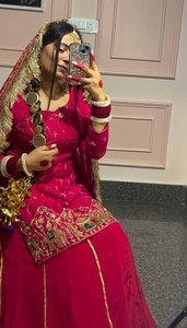 Nouveaux costumes pakistanais Gharara Sharara pour femmes, avec de lourds travaux de broderie, pour les mariages et les fêtes, à bas prix - Product Image 2