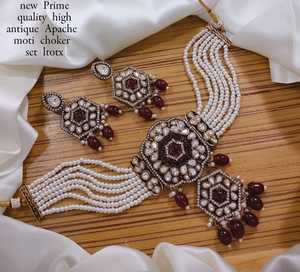 Ensemble de boucles d'oreilles avec collier ras du cou indien fait à la main avec zircon cubique pour femmes - Product Image 1