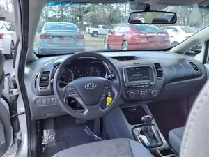 Kia Forte 2018 Usado a Precio Accesible - Product Image 5