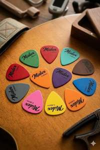 Púas de Guitarra, Bajo y Ukelele Midex PN-12 de Plástico Ligero y Duradero con Logotipo Personalizado, Acabado Mate y Buen Agarre - Product Image 3