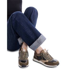 Sneakers alla Moda XTI per Donna - Silhouette Trendy - Disponibili in Diversi Colori - Product Image 2