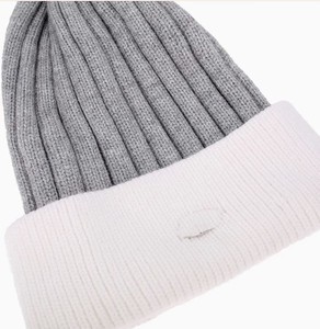 Chapeaux bicolores, bonnet moelleux, doublure polaire, pompon détachable en fausse fourrure, bonnet en tricot avec logo personnalisé pour adulte - Product Image 5