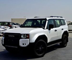 โตโยต้า ปราโด แลนด์ ครุยเซอร์ 250 แอดเวนเจอร์ รุ่นแรก 2.4 ลิตร เทอร์โบ 7 ที่นั่ง เกียร์อัตโนมัติ - Product Image 1