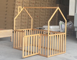 Maison naturelle Lit jumeau de 9 avec le toit Facile à assembler Lit de maison pour enfants Lit de maison en bois de pin Lit de maison pour enfants pour filles et garçons - Product Image 2