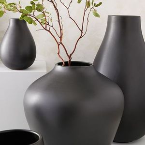 Floreros de metal altos con acabados duraderos y resistentes al óxido ideales para decoraciones de jardín o patio al aire libre - Product Image 5