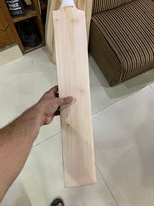 High Quality Custom Made <b>Cricket</b> <b>Bat</b> English willow Durable English Willow Plain Hard Ball <b>Bat</b> Grade 2 Good Quality <b>Cricket</b> <b>Bats</b> - Product Image 4