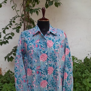 ชุดเดรสผ้าฝ้ายพิมพ์ลายบล็อกขายส่ง พร้อมกระดุมติดและปกพับลง ชุดลำลองสำหรับผู้หญิง - Product Image 6