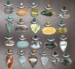 Collar con colgante fino hecho a mano Vintage para mujer, surtido de piedras preciosas naturales, tema cristiano para fiestas, suministro a granel - Product Image 3