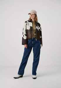 Nouvelle veste en cuir véritable pour femmes, en peau de vache, personnalisée, manteau en cuir de vache, veste de motard, veste universitaire pour femmes, pour hommes - Product Image 4