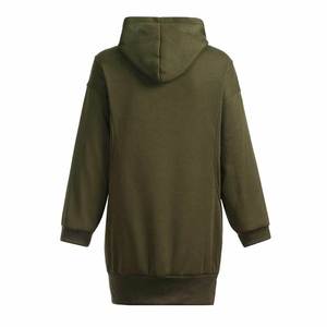 เสื้อฮู้ดดี้ผู้หญิงสีพื้น ระบายอากาศได้ดี ทรงโอเวอร์ไซส์ ใส่สบาย แขนยาว หนา มีกระเป๋า ป้องกันรอยยับ เหมาะสำหรับฤดูหนาว - Product Image 3
