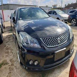 Asientos de Cuero para NOAH 2018, Tamaño de Neumático R15, Transmisión Automática, Tracción Trasera, Interior Claro, Emisión Euro VI, Directo de Fábrica en EE. UU. - Product Image 4