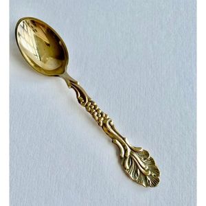 Compre en línea un juego de cucharas de metal de acero inoxidable duradero de primera calidad para artículos esenciales de cocina modernos - Product Image 5