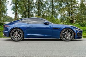 2023 Jaguar F-Type R Coupé Gasolina, Bajo Kilometraje - Product Image 2