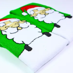 ถุงเท้ากีฬาลายซานตาคลอสสีเขียว - Product Image 2