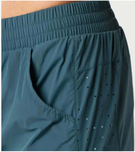 Shorts de poche croisées d'entraînement de gymnastique athlétique pour hommes pour le dessin de forme physique, shorts élastiques de gymnastique pour hommes de 5 pouces - Product Image 6