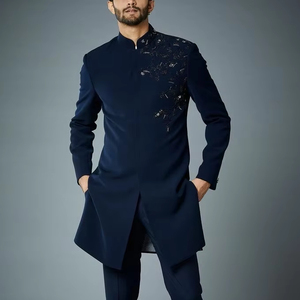 HERMOSO NOVIO NAVY SHERWANI & PANT VESTIDO CON DISEÑADOR CUENTAS DE CRISTAL EMBELLECIDAS, PIEDRA, TRABAJO DE DABKA PARA BODA = 2025 - Product Image 1