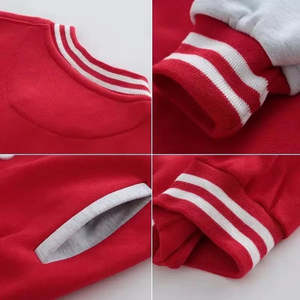 แจ็คเก็ตวาร์ซิตี้สีแดงแบบกำหนดเอง แจ็คเก็ตเลตเตอร์แมนพรีเมียมสำหรับผู้ชาย ดีไซน์ล่าสุด แจ็คเก็ตเบสบอลแบบยูนิเวอร์ซิตี้ - Product Image 5