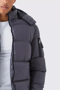 Chaqueta Acolchada con Capucha de Poliéster Brillante de Diseño Personalizado, en Gris, Cortavientos, Cálida, para Invierno, con Bolsillos - Product Image 3