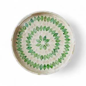 ถาดเสิร์ฟทำมือจากเปลือกหอยมุกเวียดนาม ตกแต่งด้วยงานฝังเปลือกหอย เป็นมิตรกับสิ่งแวดล้อม เหมาะสำหรับใช้บนโต๊ะอาหารในครัว - Product Image 2