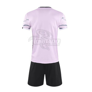 Uniforme de football de haute qualité à manches courtes respirant de couleur personnalisée fabriqué en usine pour hommes adultes - Product Image 3