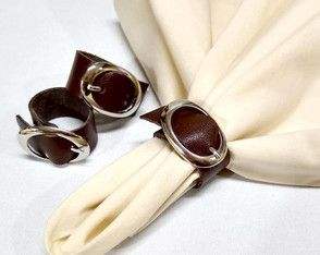 Servilleteros de cuero auténtico para lujosos ambientes de comedor de calidad, temas rústicos y encantadores exhibidores de mesa navideños - Product Image 6