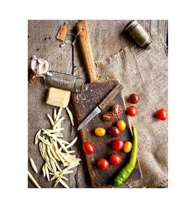 Planche à découper en bois de qualité supérieure faite à la main pour la maison et les cuisines professionnelles offrant une durabilité et un look élégant - Product Image 6