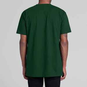 Camiseta de algodón con estampado personalizado que ofrece un corte moderno suave y cómodo y una construcción duradera ideal para obras de arte impresas creativas - Product Image 3