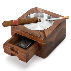 Cendrier en bois moderne de luxe avec accessoires de fumeur personnalisés en résine, forme carrée - Product Image 2