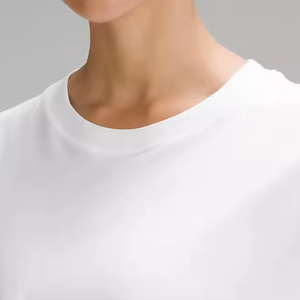 Camisetas recortadas para mujer con estampado personalizado disponibles en varios tamaños y colores - Product Image 3