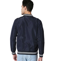 Blousons universitaires en satin personnalisés OEM pour hommes, légers, style baseball, fermeture éclair, col montant, détails rayés, 100 % laine