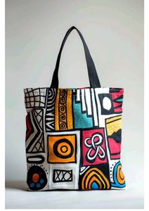 Sac fourre-tout en toile de coton avec motif géométrique abstrait et audacieux sur fond blanc, aux couleurs vives, idéal pour le quotidien - Product Image 3