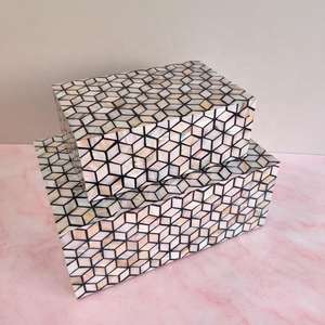 กล่องใส่เครื่องประดับงานฝีมือเหนือกาลเวลา กล่องไม้ฝังมุกและกระดูก กล่องใส่กำไลและแหวน สินค้าคุณภาพยอดนิยมสำหรับเป็นของขวัญ ดีไซน์โดดเด่น - Product Image 3